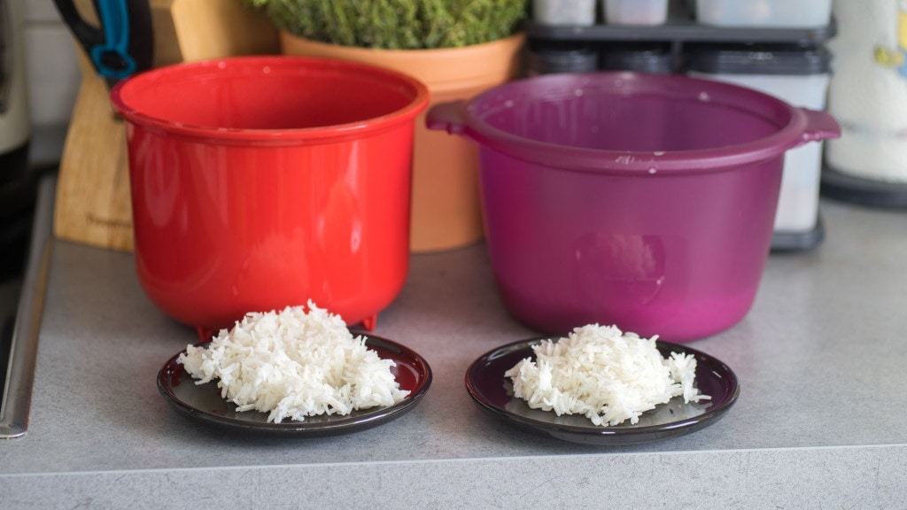 Zwei Mikrowellen Reiskocher im Vergleich, der Tupperware Reis-Meister gegen den Sistema Mikrowellen- Reiskocher