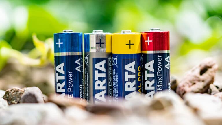 Welche Varta Batterie ist die beste? Varta Industrial gegen Power on Demand gegen Longlife Power gegen Longlife MAX